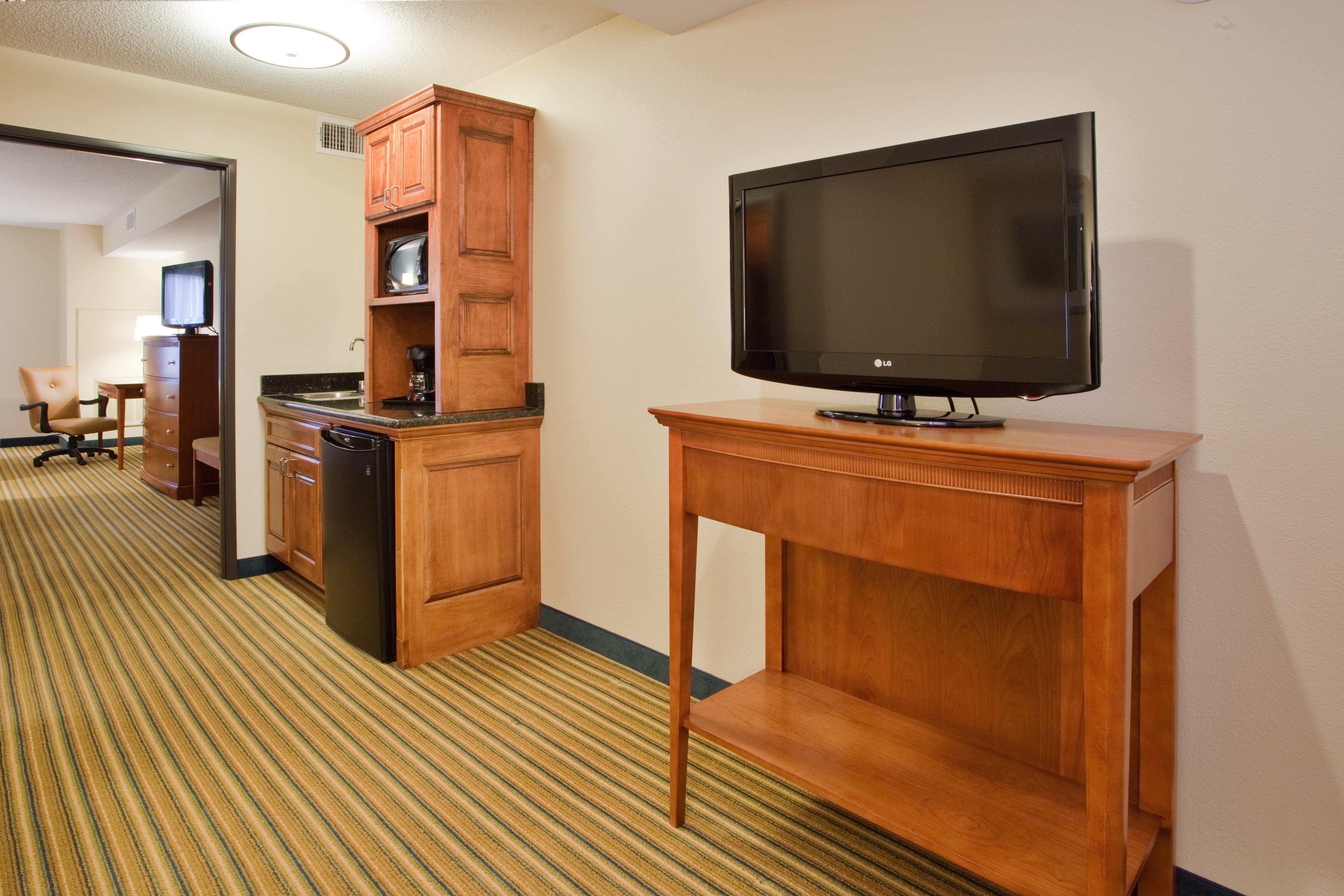 Holiday Inn Express Hotel & Suites Fredericksburg By Ihg Eksteriør billede