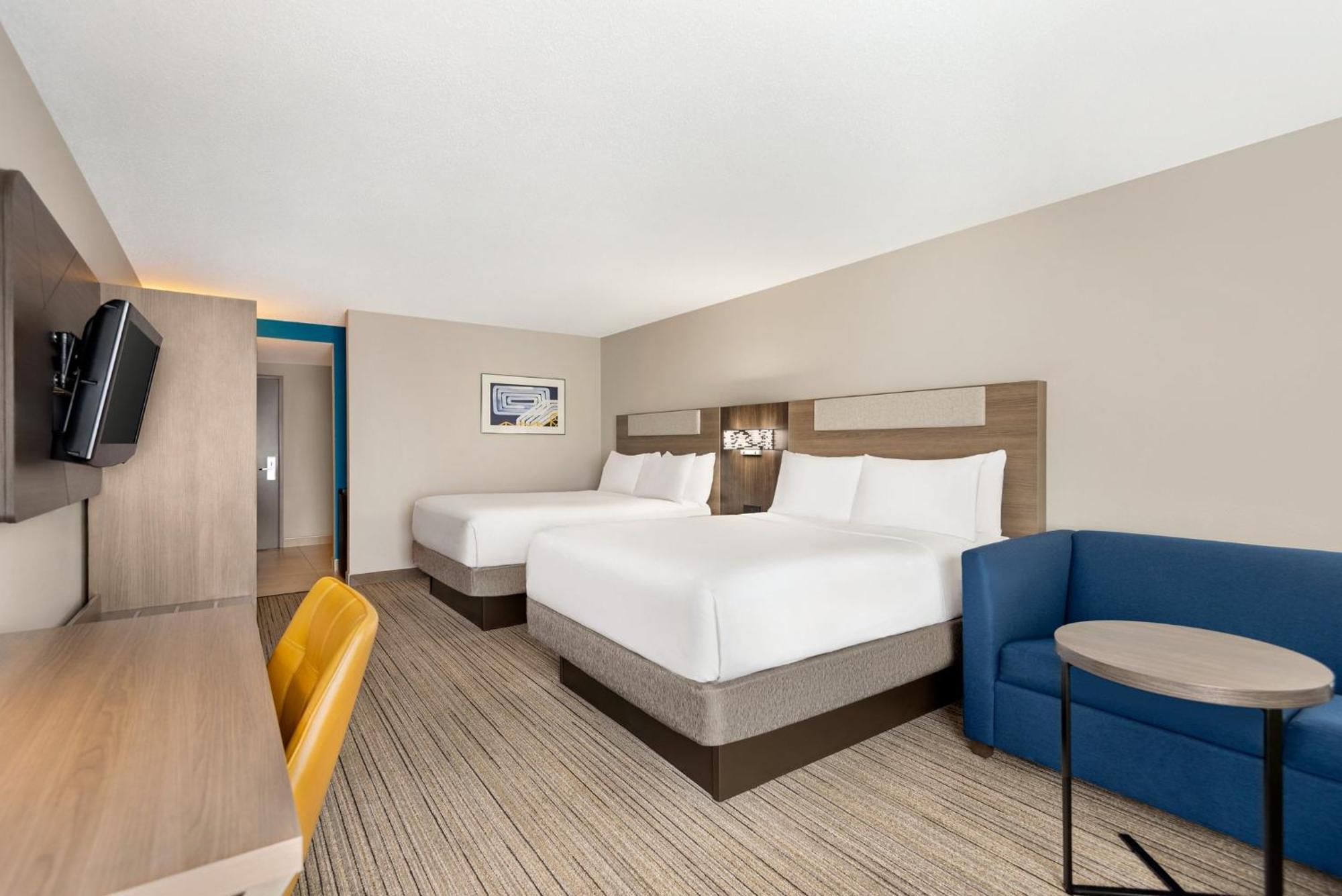 Holiday Inn Express Hotel & Suites Fredericksburg By Ihg Eksteriør billede