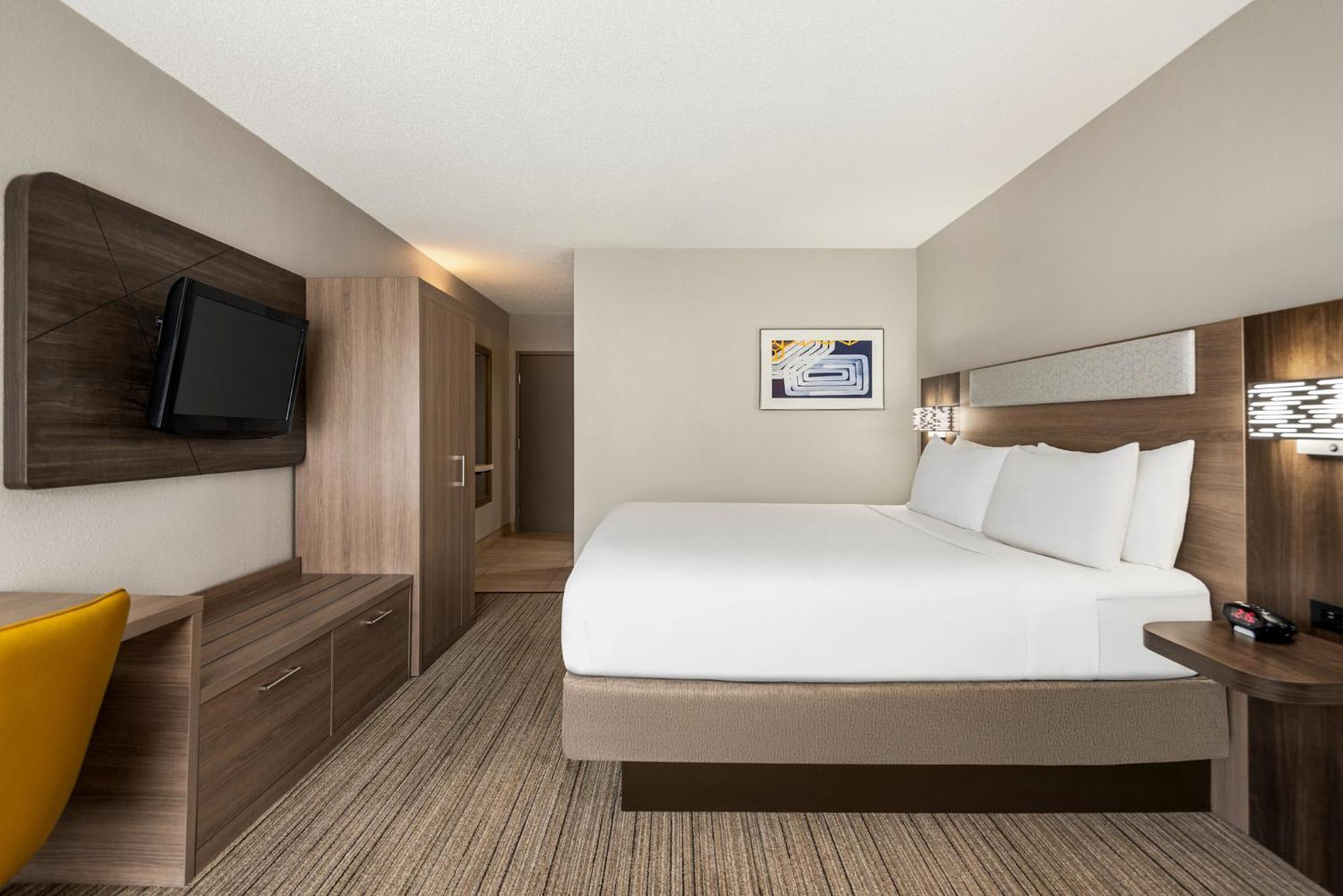 Holiday Inn Express Hotel & Suites Fredericksburg By Ihg Eksteriør billede