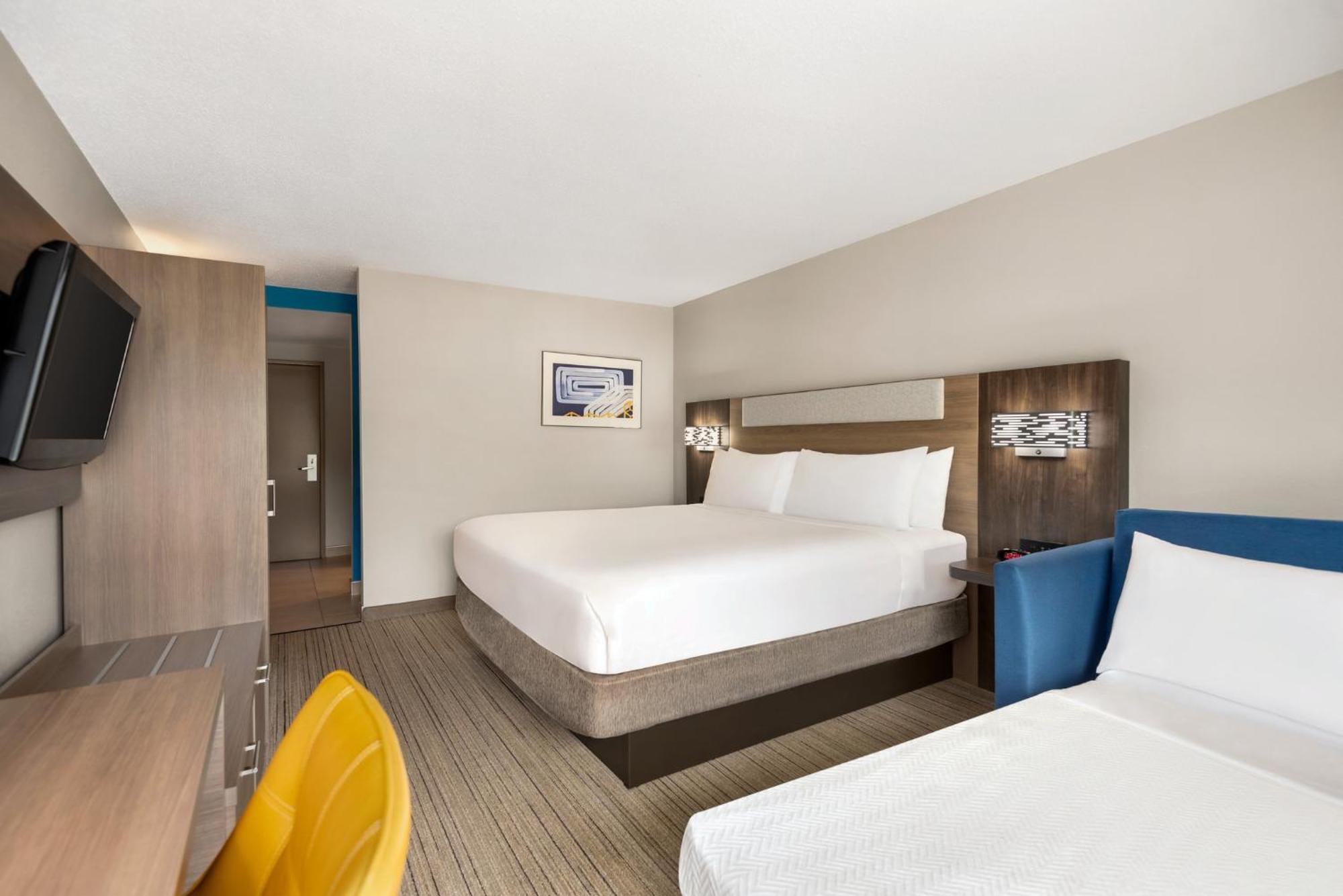 Holiday Inn Express Hotel & Suites Fredericksburg By Ihg Eksteriør billede